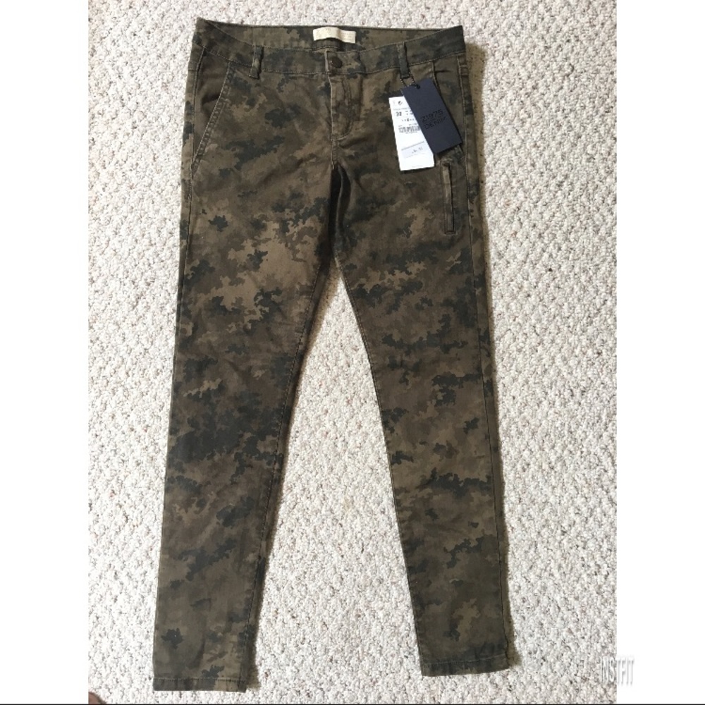 Brand NEW Camouflage pants/jeans